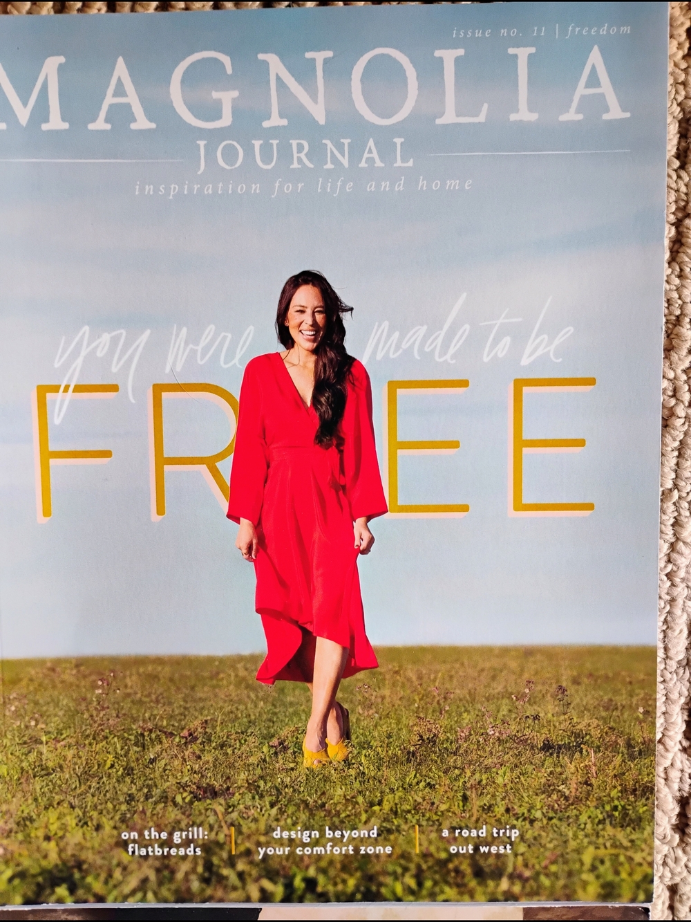 Collection - 5 Issues  2019 Spring, Summer, Fall & Winter  Issue  19 Summer - Picture 3 of 6